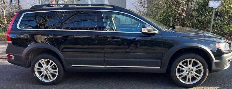 Gebraucht Volvo XC70 Summum 181 PS (133 kW) 2013 Schwarz Kombi