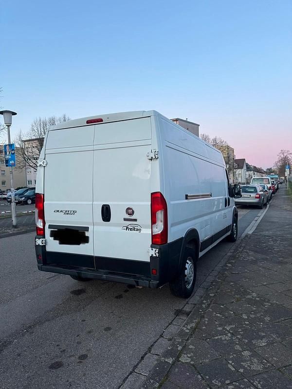 Gebraucht Fiat Ducato 140 PS (102 kW) 2020 Weiß Van