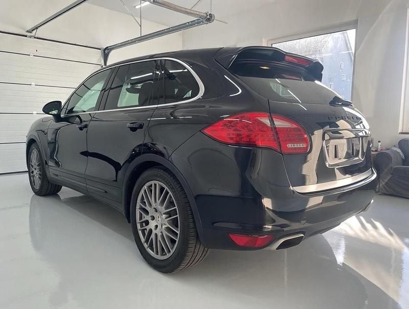Gebraucht Porsche Cayenne S 400 PS (294 kW) 2011 Schwarz SUV
