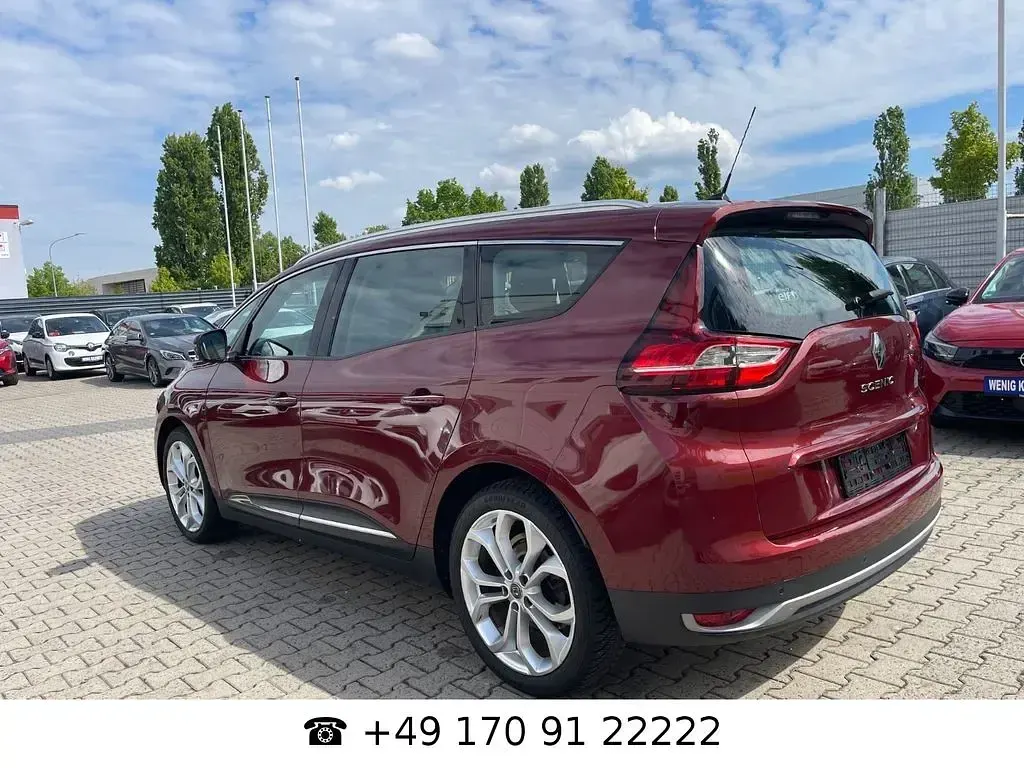 Gebraucht Renault Scenic E-Tech Experience 116 PS (85 kW) 2017 Rot Van / Kleinbus