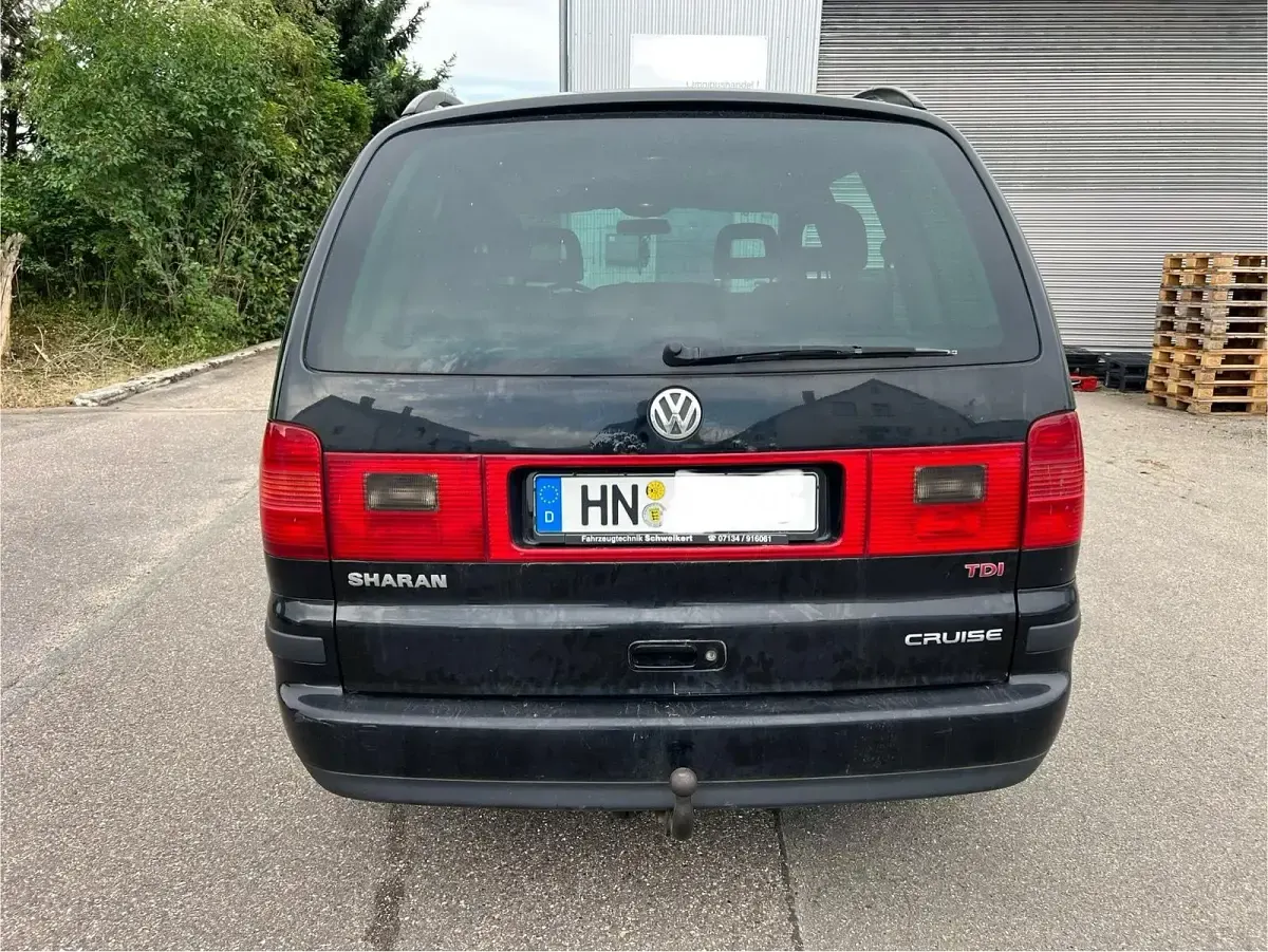 Gebraucht VW Sharan 131 PS (96 kW) 2003 Schwarz Van / Kleinbus