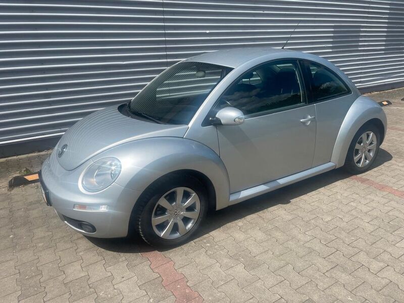 Silber Gebraucht 2006 VW Beetle Limousine | 5.900 € (Etwas zu teuer) - Bild 1/4