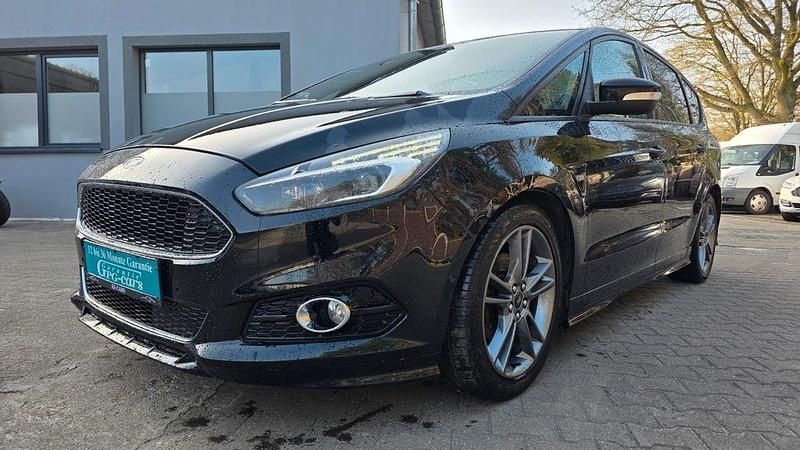 Gebraucht Ford S-MAX ST-Line 209 PS (153 kW) 2018 Shadow black Van / Kleinbus