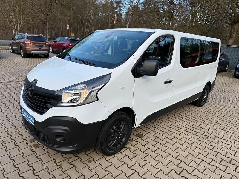 Gebraucht Renault Trafic Expression 121 PS (88 kW) 2019 Weiß Van / Kleinbus