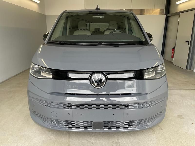 Neu VW Multivan Business 245 PS (180 kW) 2025 Pure grey Van