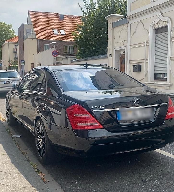 Schwarz Gebraucht 2006 Mercedes S500 Limousine | 9.000 € (Superpreis) - Bild 1/4