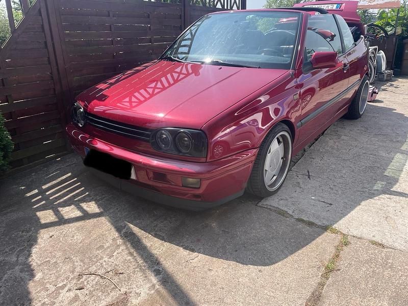 Gebraucht VW Golf III 90 PS (66 kW) 1995 Rot Cabrio