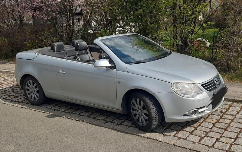 Używany VW Eos Individual 150 KM (110 kW) 2008 Srebrny Kabriolet