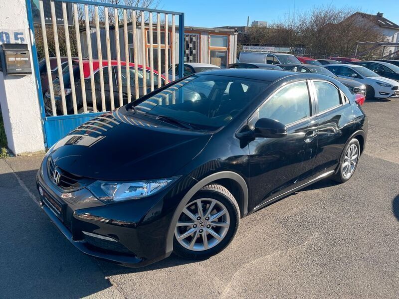 Schwarz Gebraucht 2013 Honda Civic Comfort Limousine | 11.990 € (Fairer Preis) - Bild 1/4