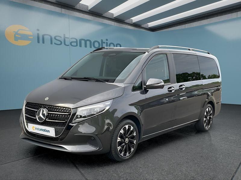 Grau Gebraucht 2024 Mercedes V250 Van / Kleinbus | 69.249 € (Fairer Preis) - Bild 1/4