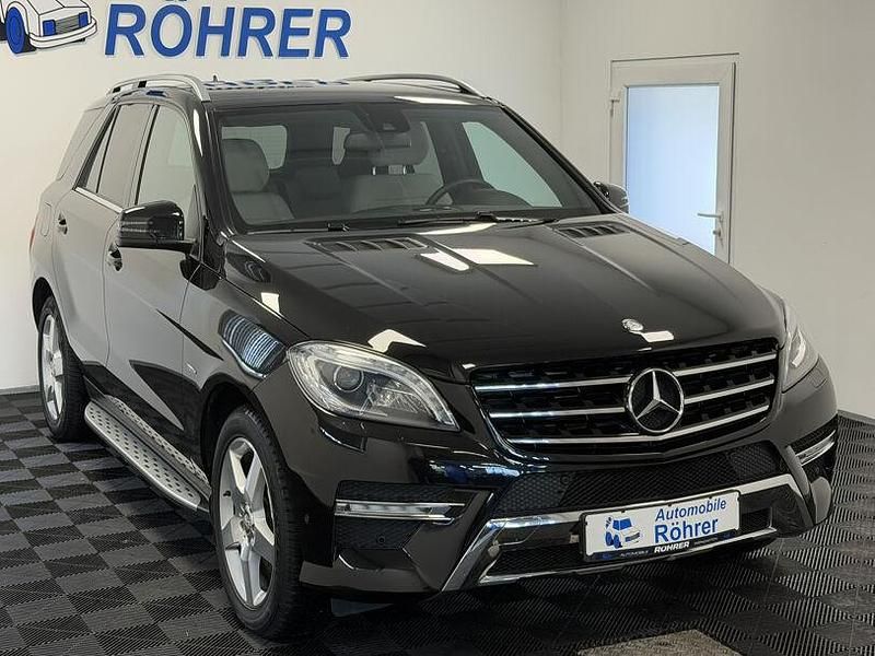 Gebraucht Mercedes ML350 AMG line 258 PS (189 kW) 2012 Schwarz SUV