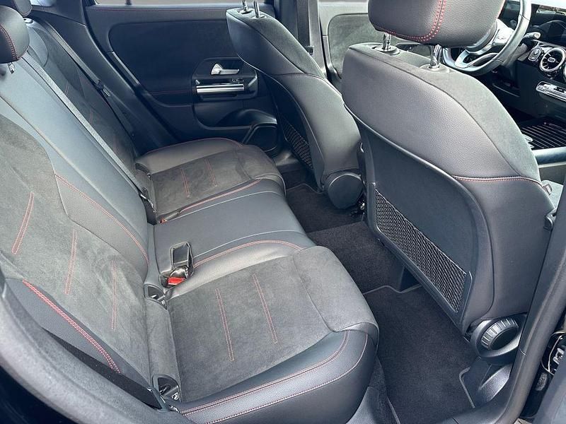 Gebraucht Mercedes GLA200 AMG line 150 PS (110 kW) 2020 Nachtschwarz  unilack SUV