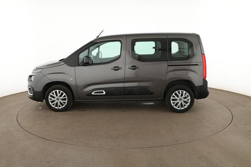 Second-hand Citroën Berlingo Feel 131 CP (96 kW) 2023 Gri Monovolum
