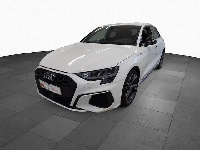 Ibisweiß Gebraucht 2023 Audi A3 Sportback e-tron S-Line Kleinwagen | 26.490 € (Guter Preis) - Bild 1/4