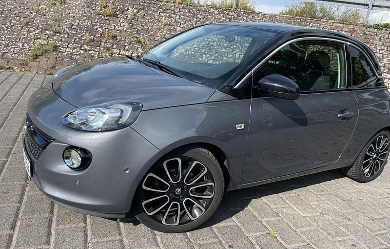 Grau Gebraucht 2016 Opel Adam Unlimited Kleinwagen | 11.490 € (Fairer Preis) - Bild 1/4