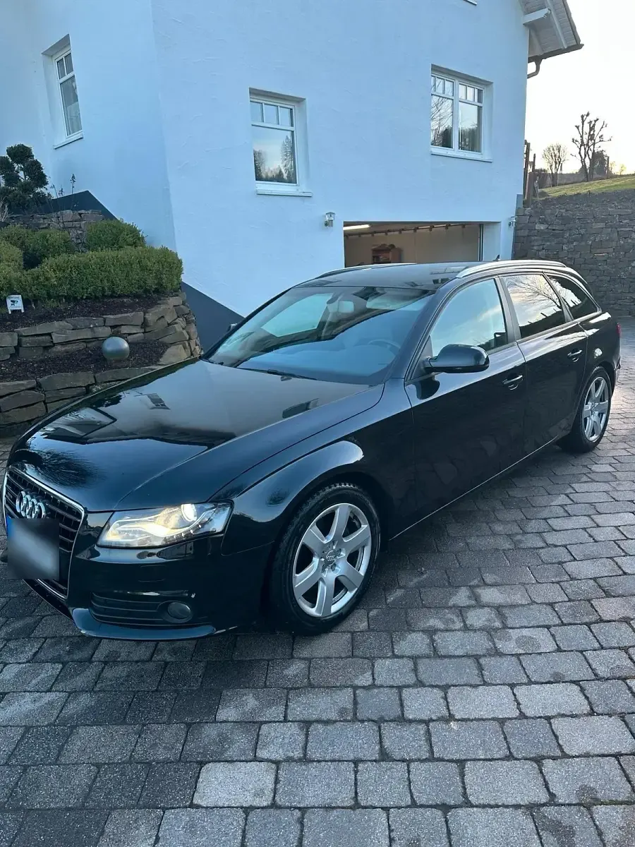 Używany Audi A4 240 KM (176 kW) 2010 Czarny Kombi