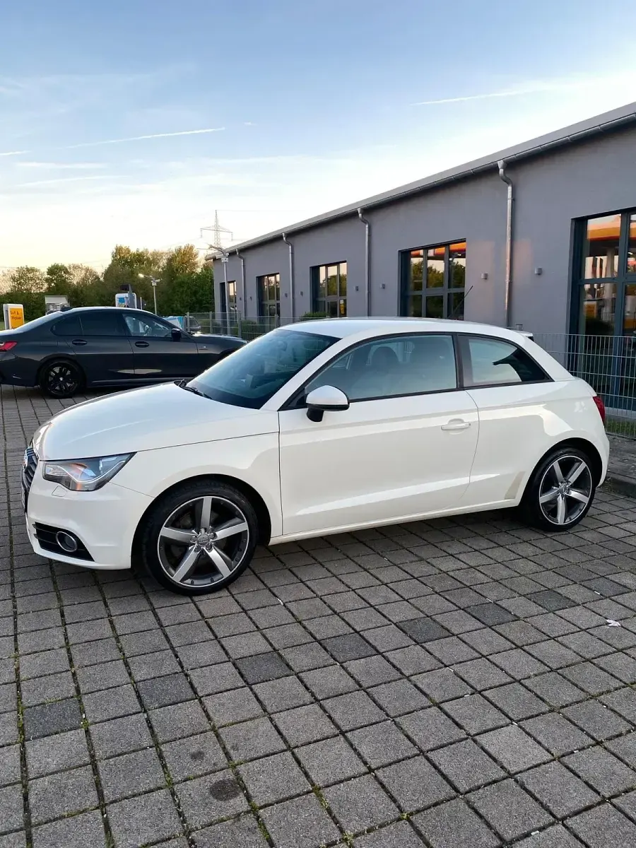 Usata Audi A1 122 CV (89 kW) 2011 Bianco Utilitaria