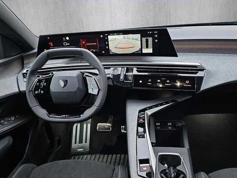Neu Peugeot 5008 GTi 145 PS (106 kW) 2025 Obsession blau SUV