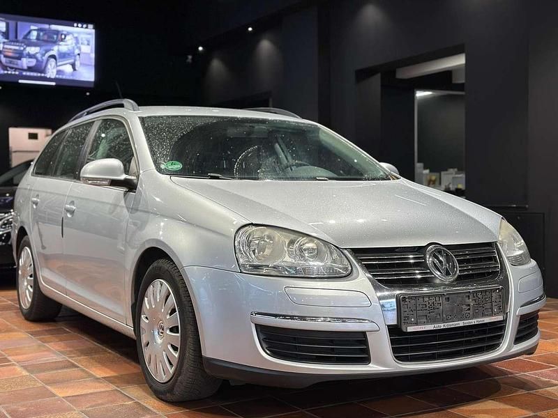 Gebraucht VW Golf V 105 PS (77 kW) 2009 Reflexsilber metallic Kombi