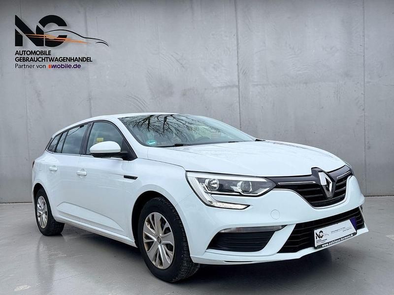 Gebraucht Renault Mégane IV Life 101 PS (74 kW) 2017 Weiß Limousine