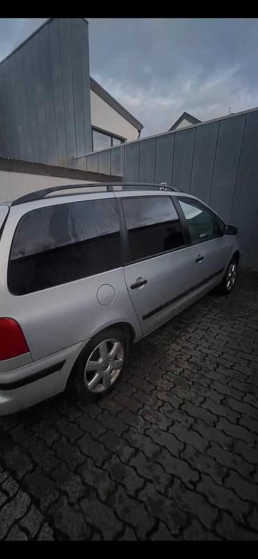 Silber Gebraucht 2002 VW Sharan Van / Kleinbus | 950 € (Superpreis) - Bild 1/3