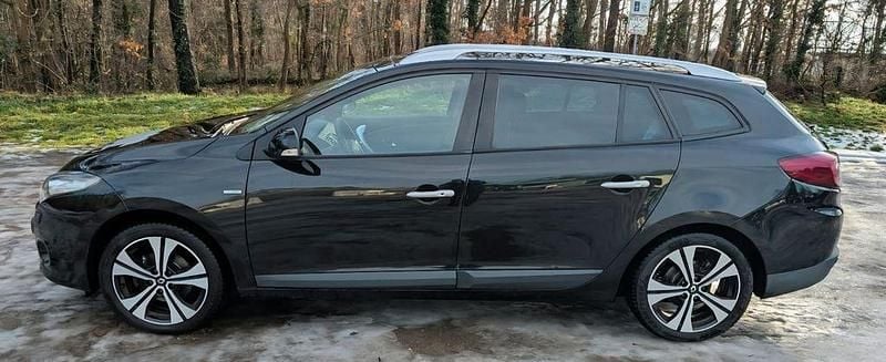 Gebraucht Renault Mégane III Bose Edition 110 PS (80 kW) 2012 Schwarz Limousine