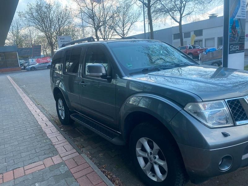 Gebraucht Nissan Pathfinder 171 PS (125 kW) 2007 Grau SUV
