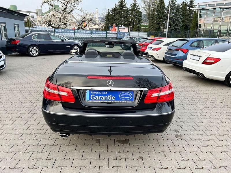 Gebraucht Mercedes 250 Avantgarde 204 PS (150 kW) 2010 Schwarz Cabrio