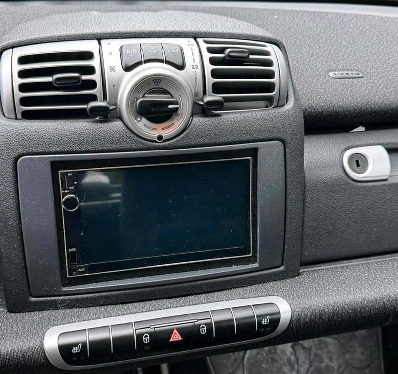 Gebraucht Smart ForTwo Coupé 71 PS (52 kW) 2010 Weiß Coupé