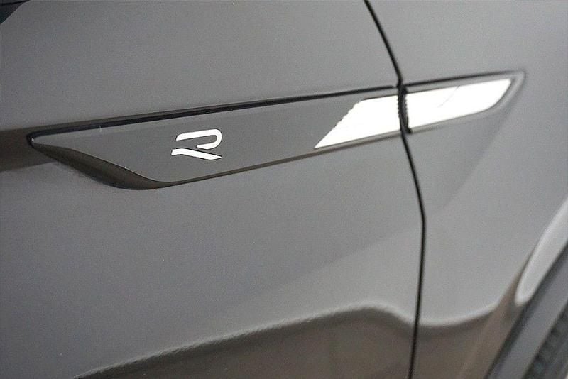 Gebraucht VW Tiguan R 320 PS (235 kW) 2022 Deep black SUV