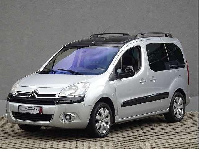 Grau Gebraucht 2014 Citroën Berlingo Exclusive Van / Kleinbus | 7.980 € (Fairer Preis) - Bild 1/3