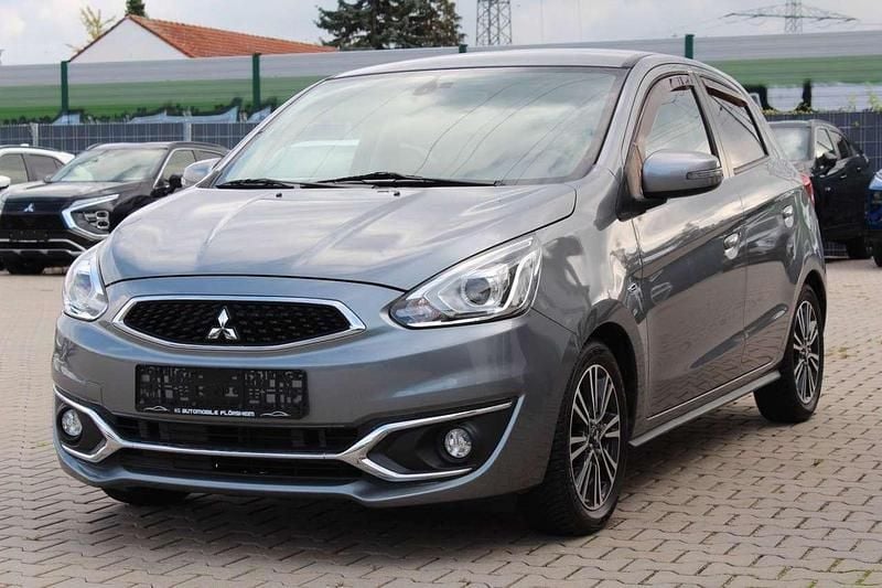 Grau Gebraucht 2018 Mitsubishi Space Star Top Kleinwagen | 8.990 € (Guter Preis) - Bild 1/4