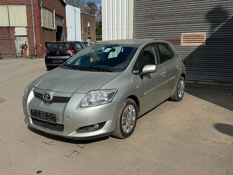 Gebraucht Toyota Auris Sol 124 PS (91 kW) 2007 Grau Kleinwagen