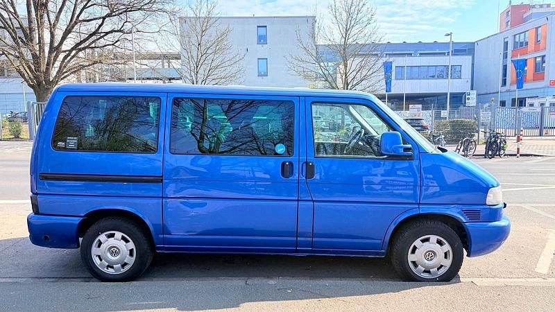 Gebraucht VW T4 140 PS (102 kW) 2000 Blau Van