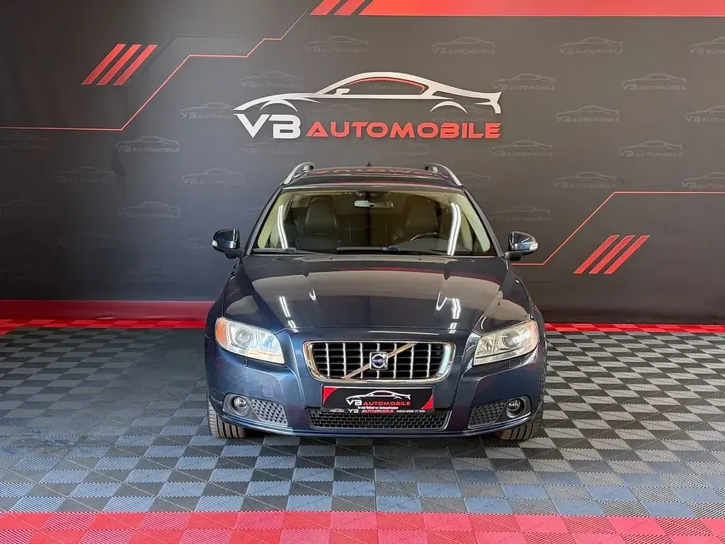 Używany Volvo V70 185 KM (136 kW) 2008 Niebieski Kombi