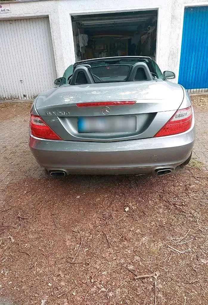 Gebraucht Mercedes 200 184 PS (135 kW) 2011 Grau Cabrio