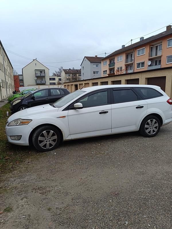 Gebraucht Ford Mondeo 140 PS (102 kW) 2008 Weiß Kombi