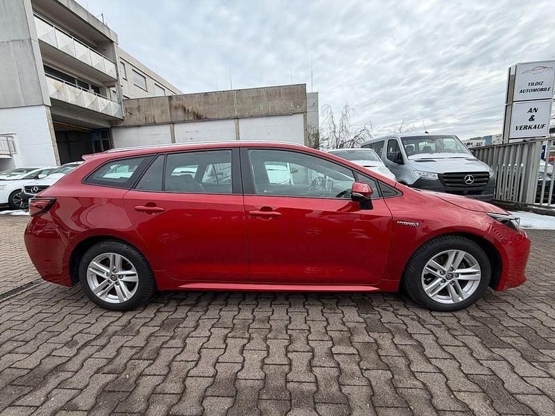 Gebraucht Toyota Corolla Comfort 98 PS (72 kW) 2020 Emotional red2 Kombi