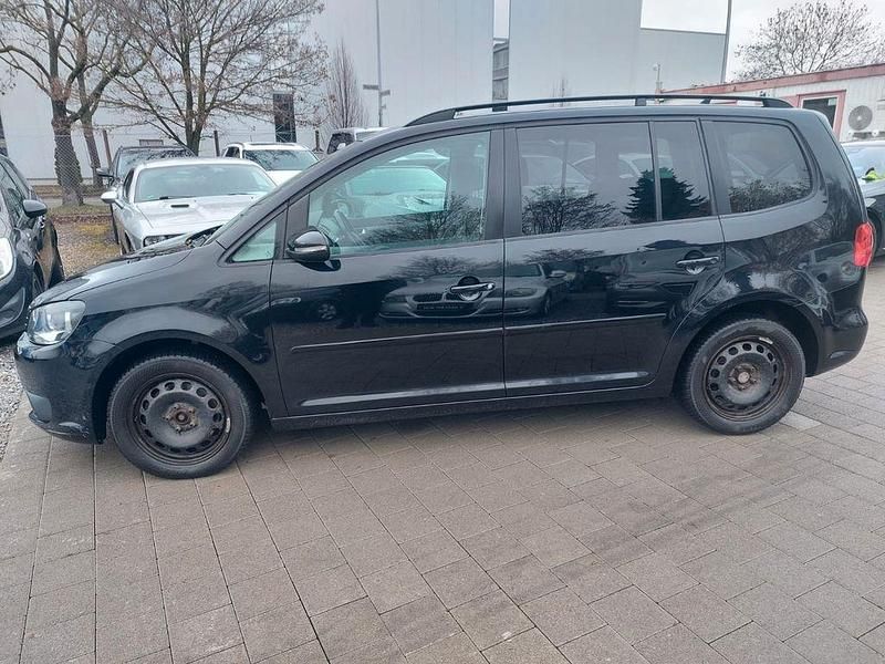 Gebraucht VW Touran 140 PS (102 kW) 2013 Schwarz Van / Kleinbus