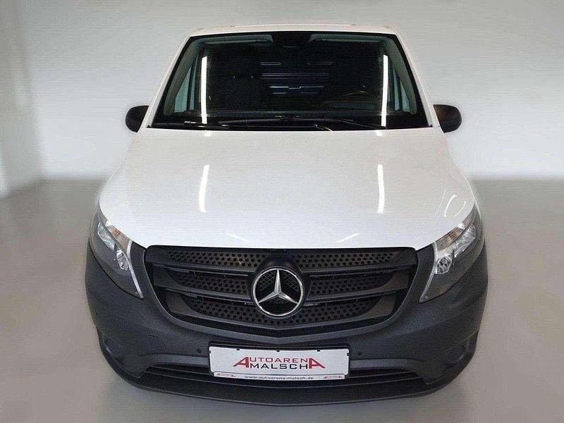 Gebraucht Mercedes Vito 102 PS (75 kW) 2021 Weiß Van