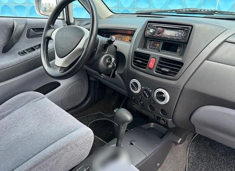 Gebraucht Suzuki Liana 106 PS (77 kW) 2003 Grau Limousine