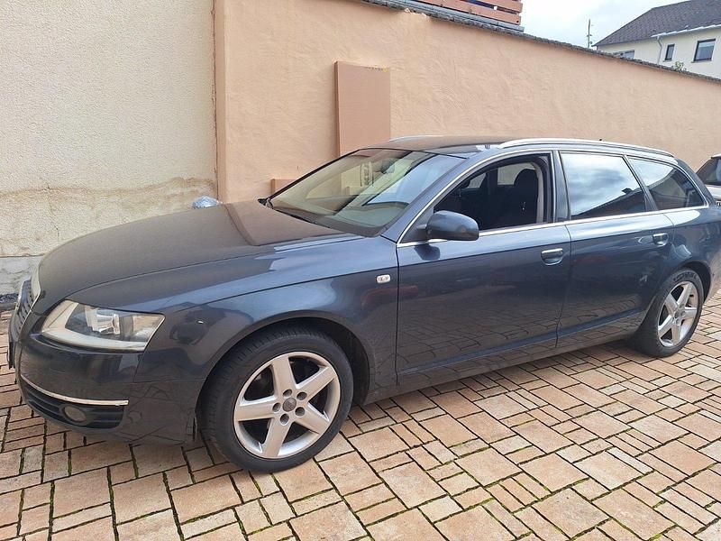 Grau Gebraucht 2006 Audi A6 Kombi | 999 € (Superpreis) - Bild 1/4