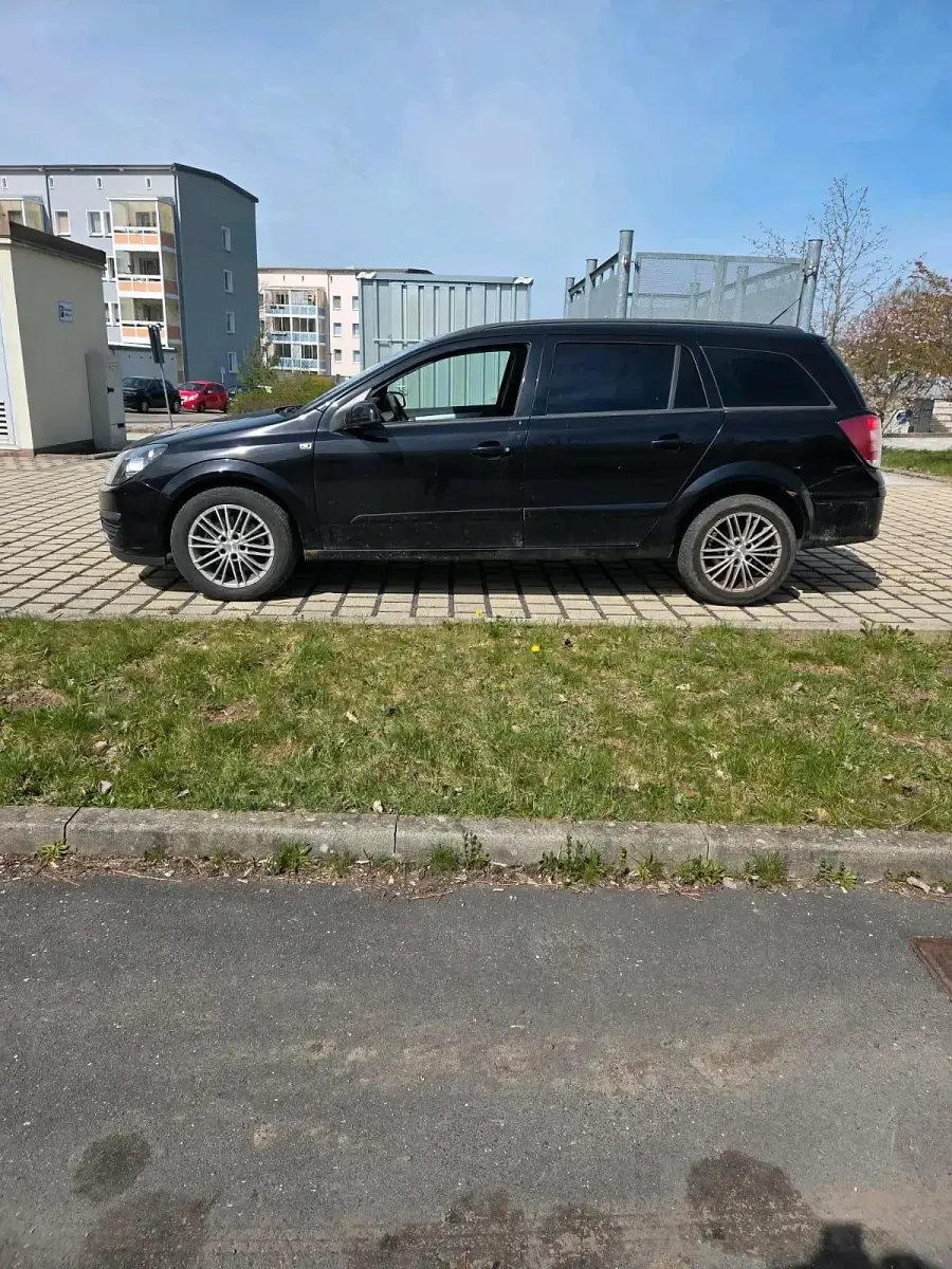 Gebraucht Opel Astra 2006 Schwarz Kombi