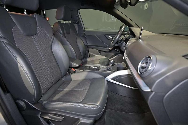 Gebraucht Audi SQ2 Comfort 300 PS (220 kW) 2019 Quantumgrau SUV