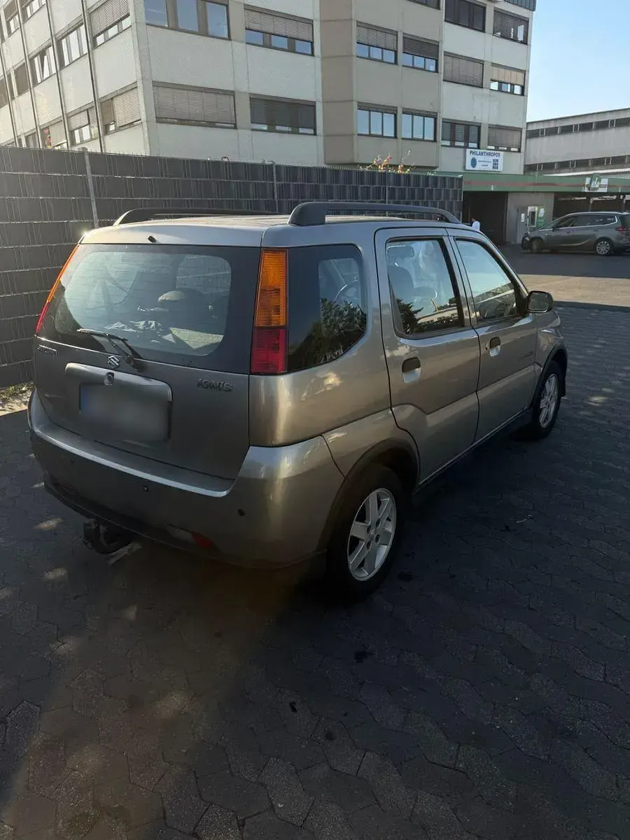 Gebraucht Suzuki Ignis 94 PS (69 kW) 2005 Silber Kleinwagen