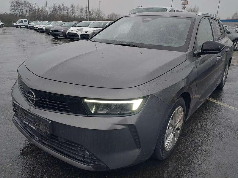Grau Gebraucht 2023 Opel Astra Elegance Kombi | 17.950 € (Fairer Preis) - Bild 1/3