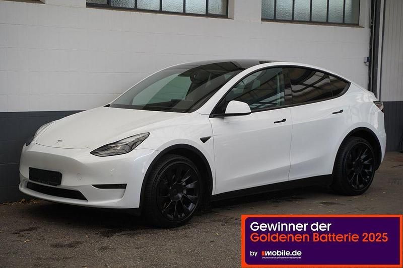 Weiß Gebraucht 2022 Tesla Model Y Long Range AWD SUV | 34.450 € (Fairer Preis) - Bild 1/4