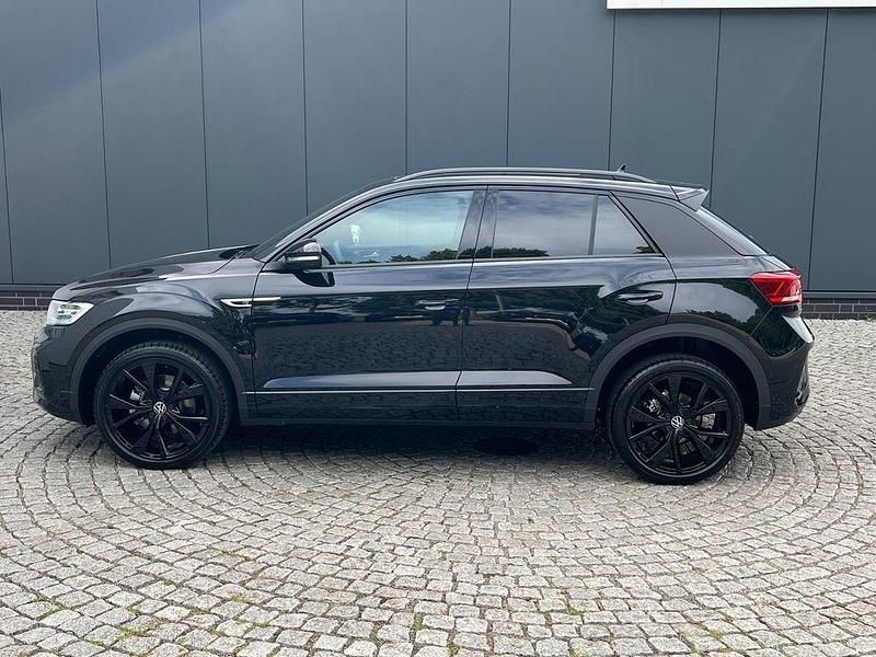 Neu VW T-Roc Style 150 PS (110 kW) 2025 Grenadillschwarz metallic SUV