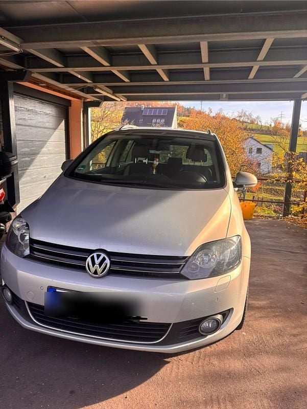 Silber Gebraucht 2013 VW Golf VII Trendline Kleinwagen | 6.500 € (Guter Preis) - Bild 1/4