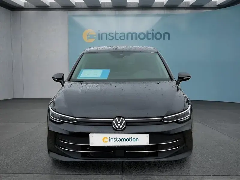 Gebraucht VW Golf VIII 116 PS (85 kW) 2025 Schwarz Kleinwagen